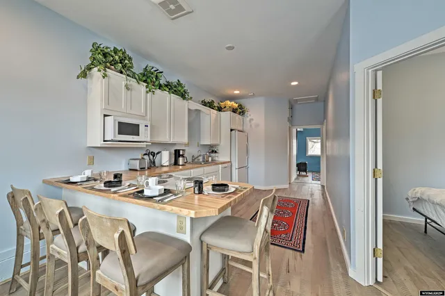 $777,777 | 2021 Hillcrest Drive, Lander, WY 82520