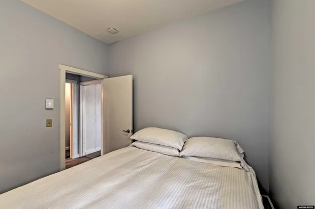 $777,777 | 2021 Hillcrest Drive, Lander, WY 82520