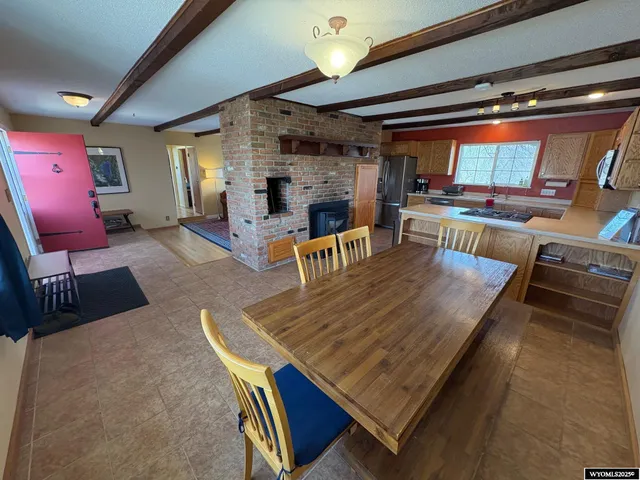 $777,777 | 2021 Hillcrest Drive, Lander, WY 82520