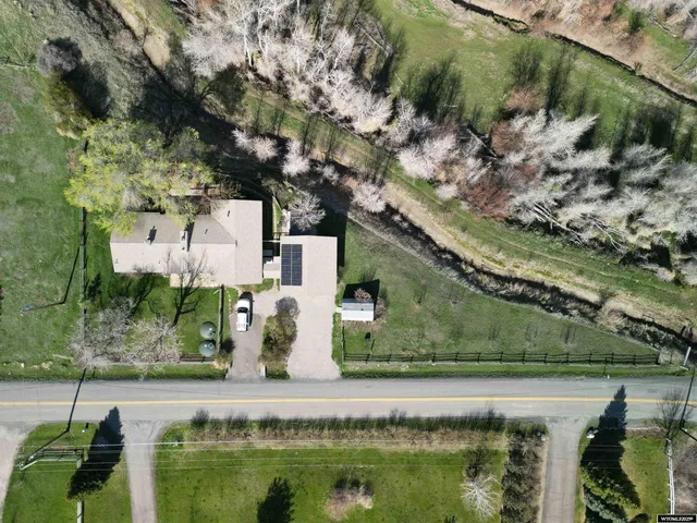 $777,777 | 2021 Hillcrest Drive, Lander, WY 82520