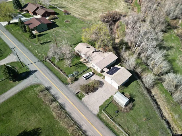 $777,777 | 2021 Hillcrest Drive, Lander, WY 82520