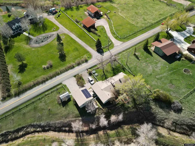 $777,777 | 2021 Hillcrest Drive, Lander, WY 82520