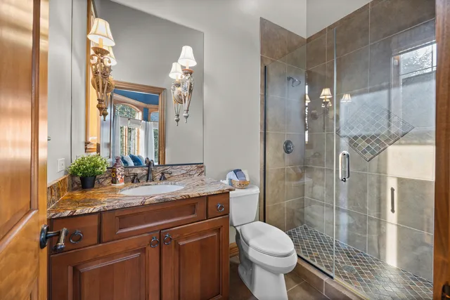 $815,000 | 890 Reserve Court, South Elgin, IL 60177