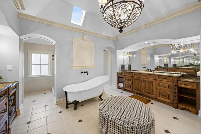 $815,000 | 890 Reserve Court, South Elgin, IL 60177