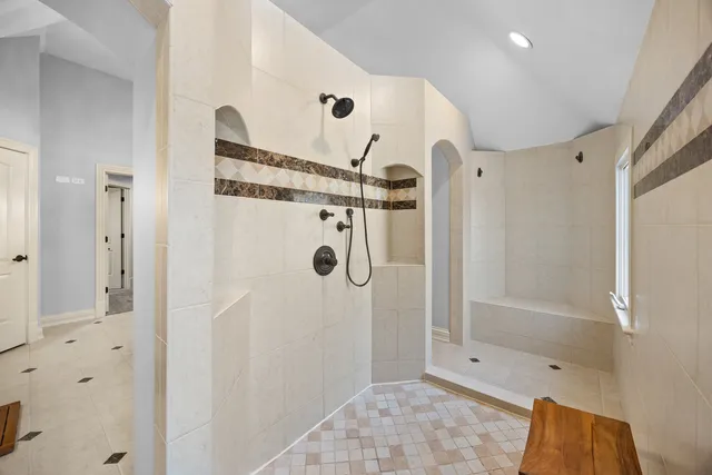 $815,000 | 890 Reserve Court, South Elgin, IL 60177