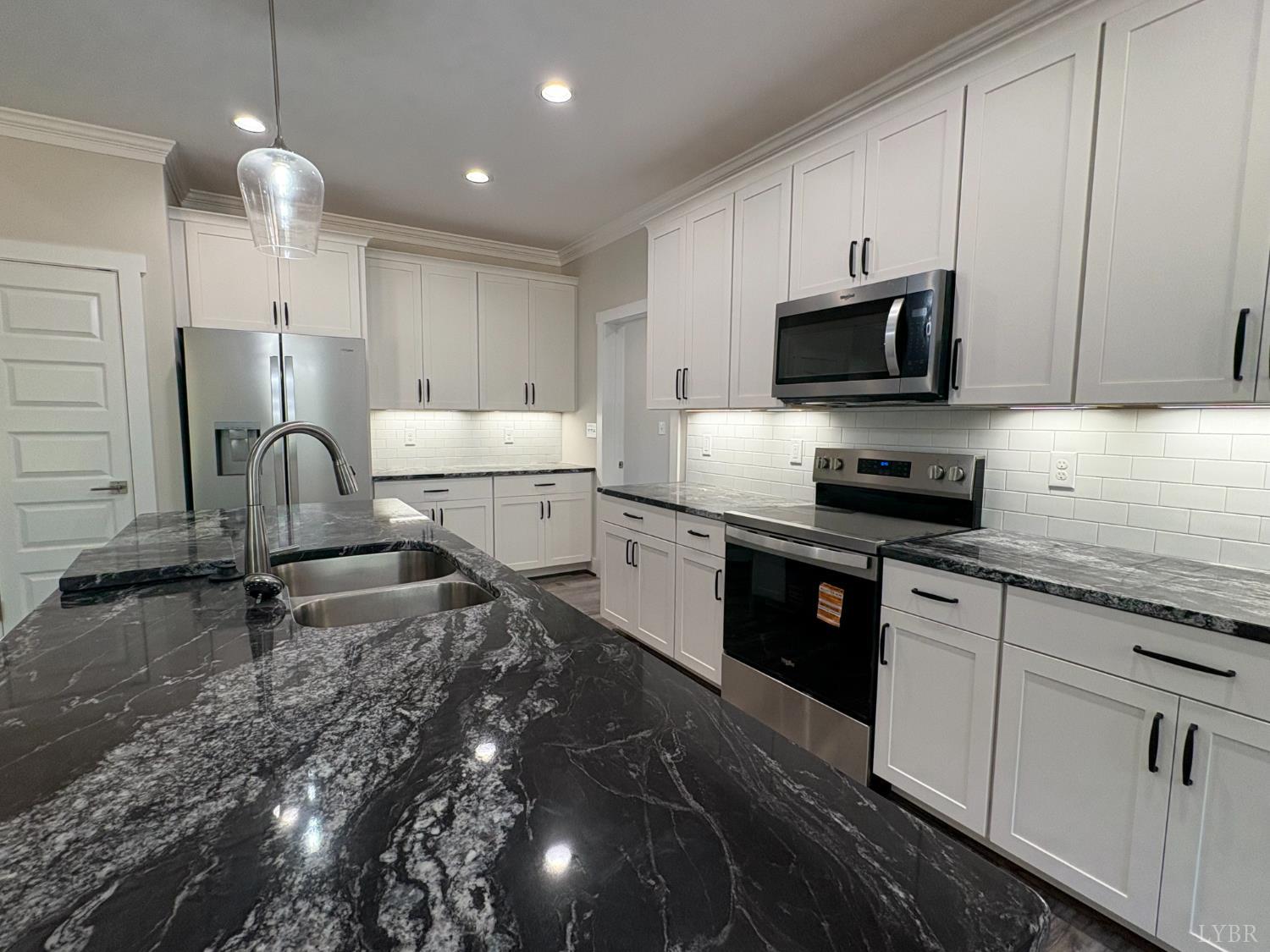 183 Sunset Ridge Drive Concord, VA 24538 - Photo 12 of 31