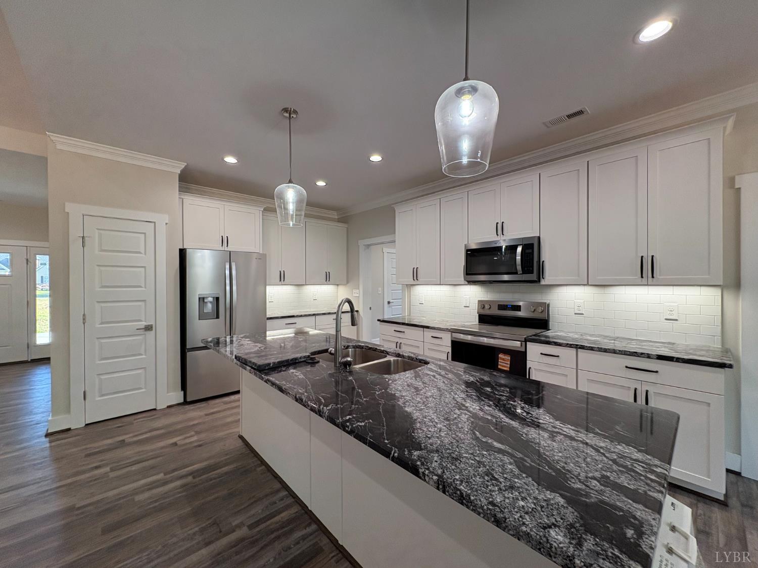 183 Sunset Ridge Drive Concord, VA 24538 - Photo 8 of 31