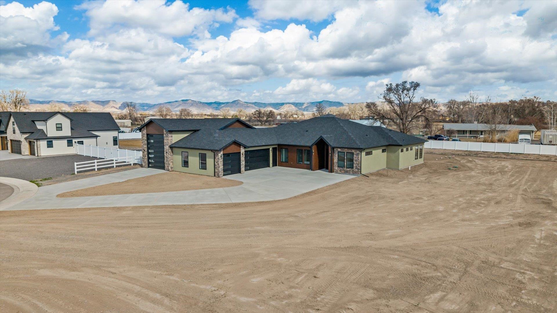 1934 Sean Court Fruita, CO 81521 - Photo 3 of 42