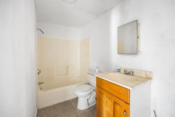 $500,000 | 1 Elm Street, Marlborough, MA 01752