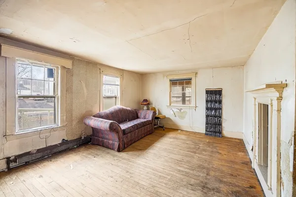 $500,000 | 1 Elm Street, Marlborough, MA 01752