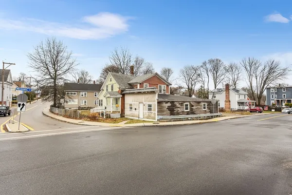 $500,000 | 1 Elm Street, Marlborough, MA 01752