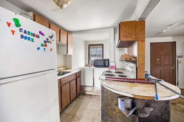 $500,000 | 1 Elm Street, Marlborough, MA 01752