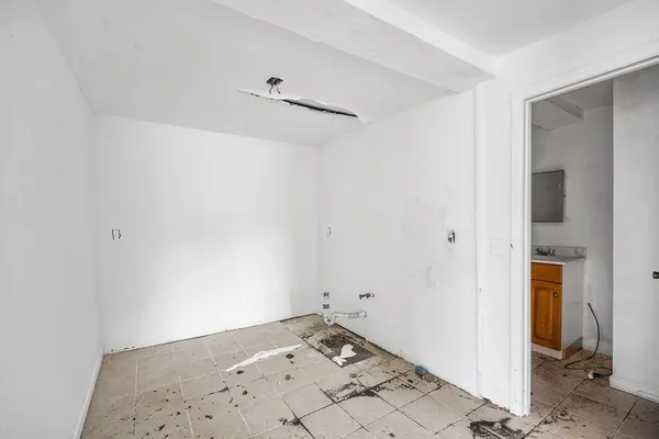 $500,000 | 1 Elm Street, Marlborough, MA 01752