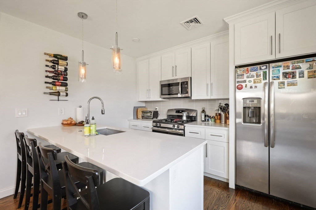 77 Torrey Street, Unit 3 Boston, MA 02124 - Photo 10 of 23
