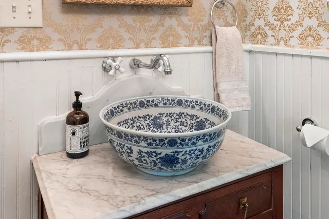 $1,350,000 | 18 High Street, Wiscasset, ME 04578