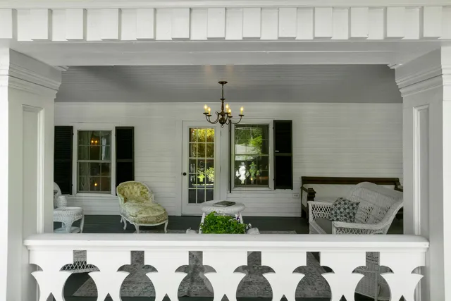 $1,350,000 | 18 High Street, Wiscasset, ME 04578