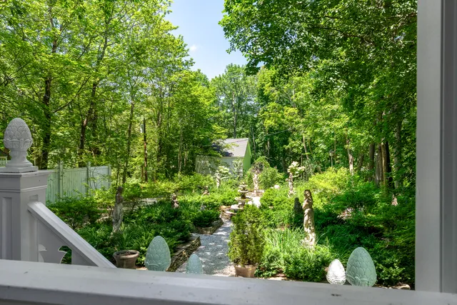 $1,350,000 | 18 High Street, Wiscasset, ME 04578