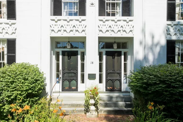 $1,350,000 | 18 High Street, Wiscasset, ME 04578