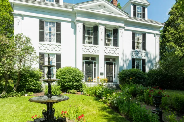 $1,350,000 | 18 High Street, Wiscasset, ME 04578