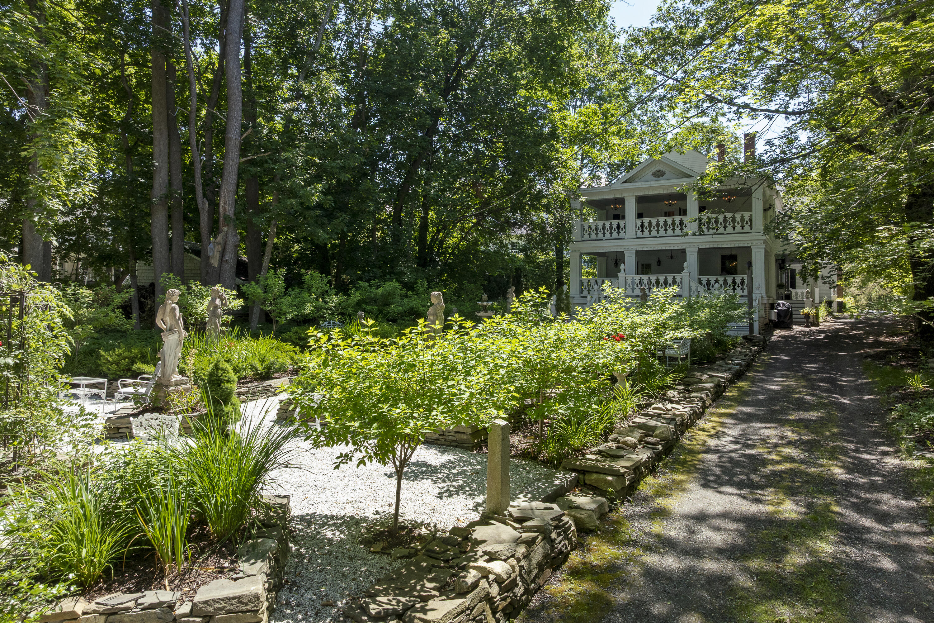 18 High Street Wiscasset, ME 04578 - Photo 5 of 114 14-18 High St, Wiscasset, ME-TP