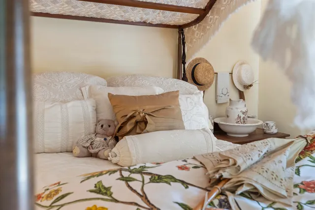 $1,350,000 | 18 High Street, Wiscasset, ME 04578