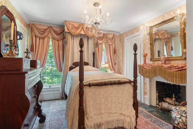 $1,350,000 | 18 High Street, Wiscasset, ME 04578