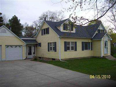 2102 West Vienna Road Clio, MI 48420 - Photo 1 of 4 20153845.JPG