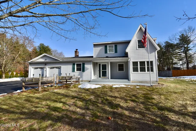 $399,000 | 24 Cramer Path, Northumberland, NY 12831