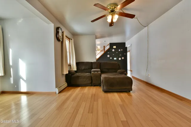 $399,000 | 24 Cramer Path, Northumberland, NY 12831