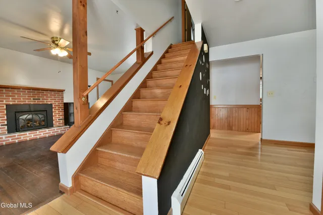 $399,000 | 24 Cramer Path, Northumberland, NY 12831