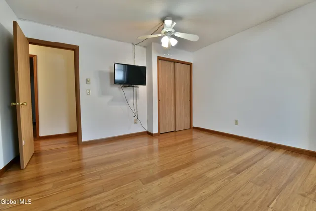 $399,000 | 24 Cramer Path, Northumberland, NY 12831