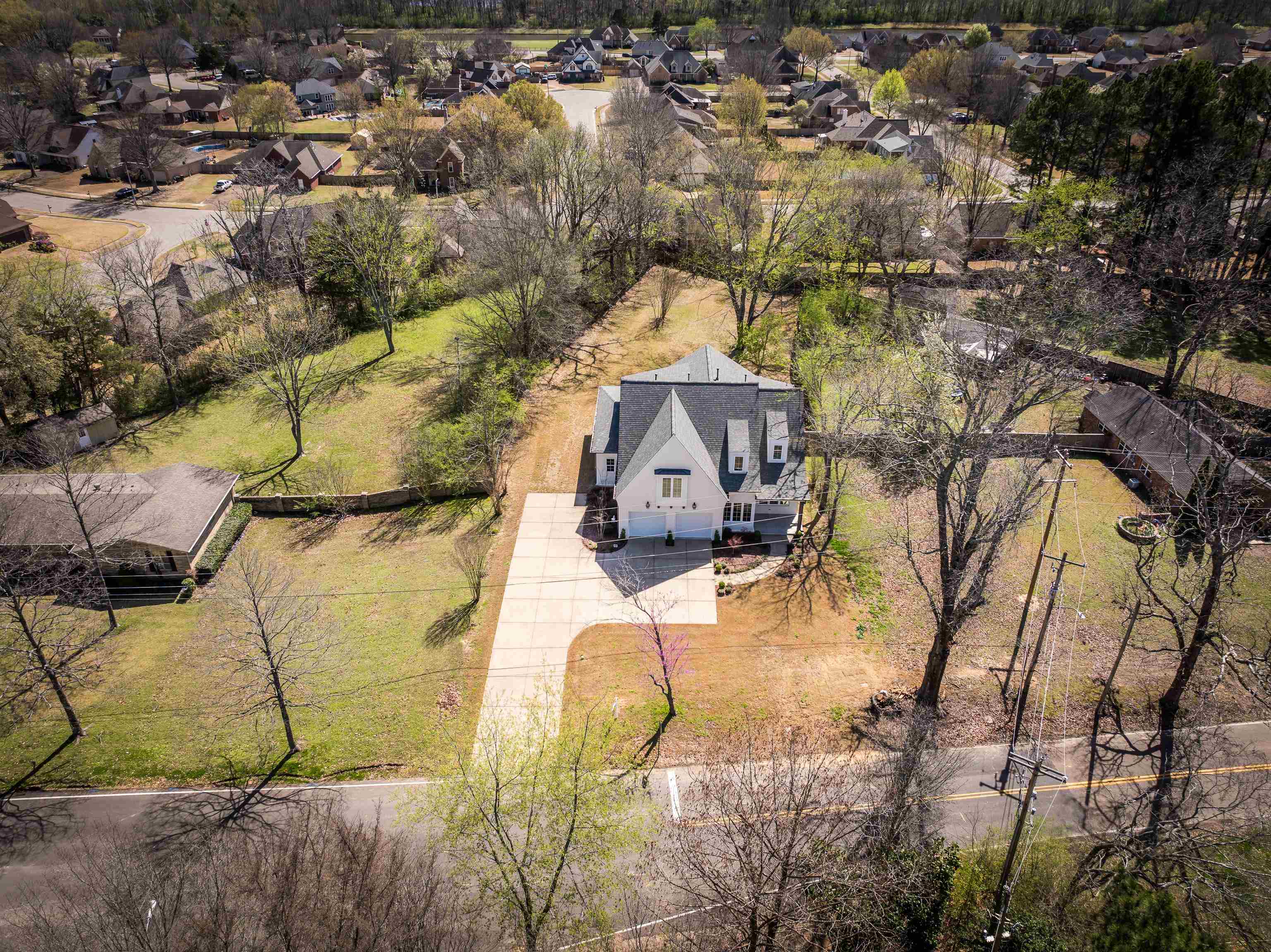 641 Fletcher Road Collierville, TN 38017 - Photo 3 of 37 Gallery Image 3