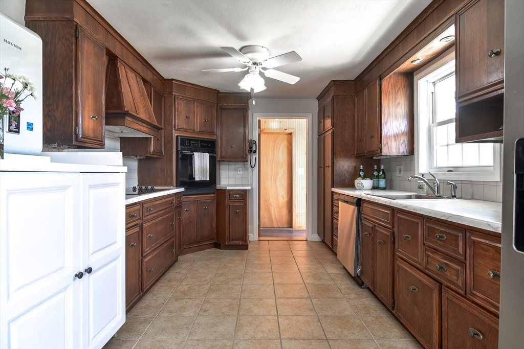 134 North Main Street Bellingham, MA 02019 - Photo 13 of 37