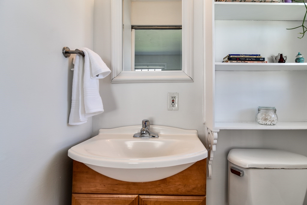 134 North Main Street Bellingham, MA 02019 - Photo 23 of 37