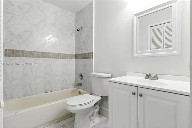 $228,000 | 9167 Southwest 138th Place, Unit 9167, Miami, FL 33186