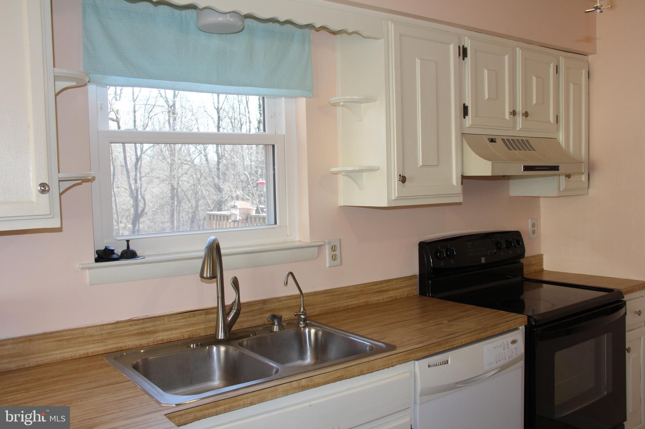 1074 Williamsburg Road Lancaster, PA 17603 - Photo 16 of 36 Gallery Image 16
