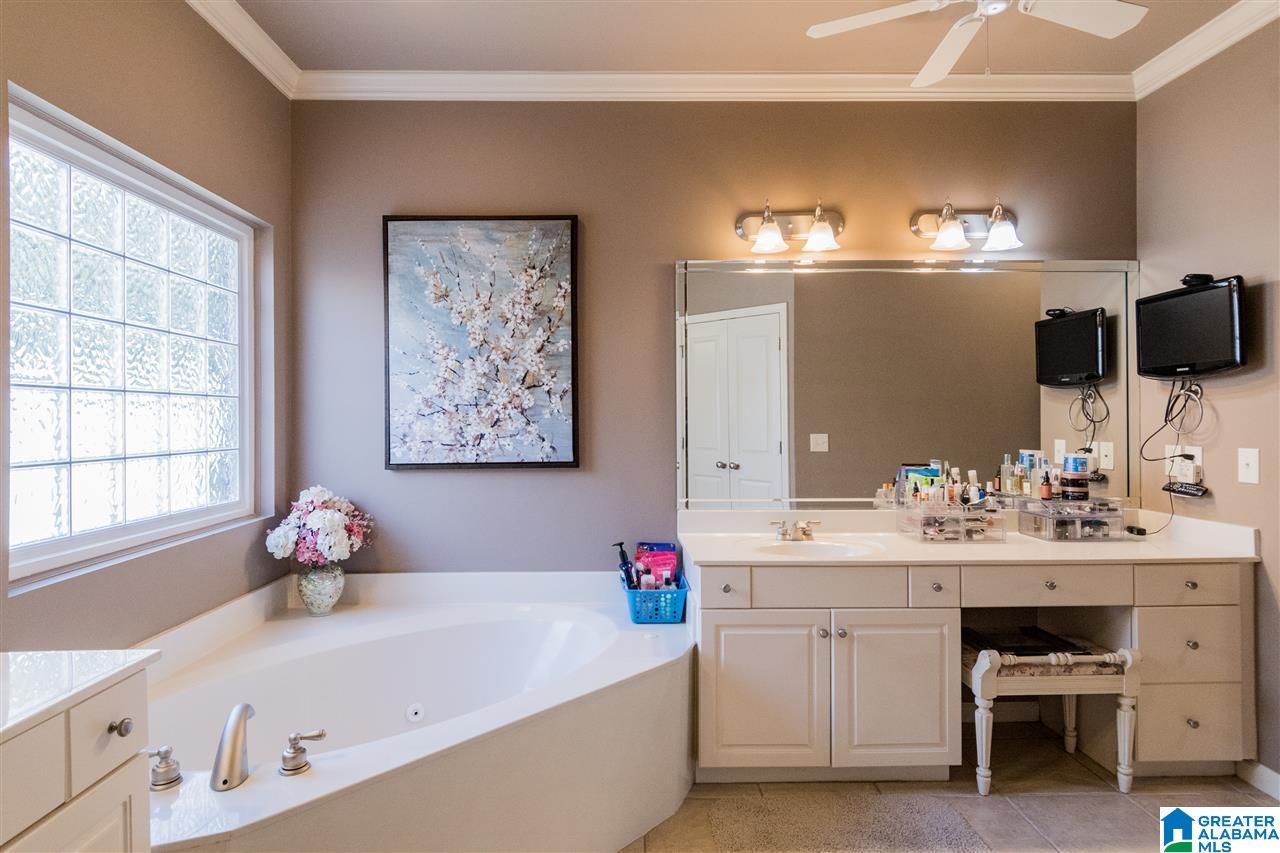 5353 Creekside Loop Birmingham, AL 35244 - Photo 17 of 34