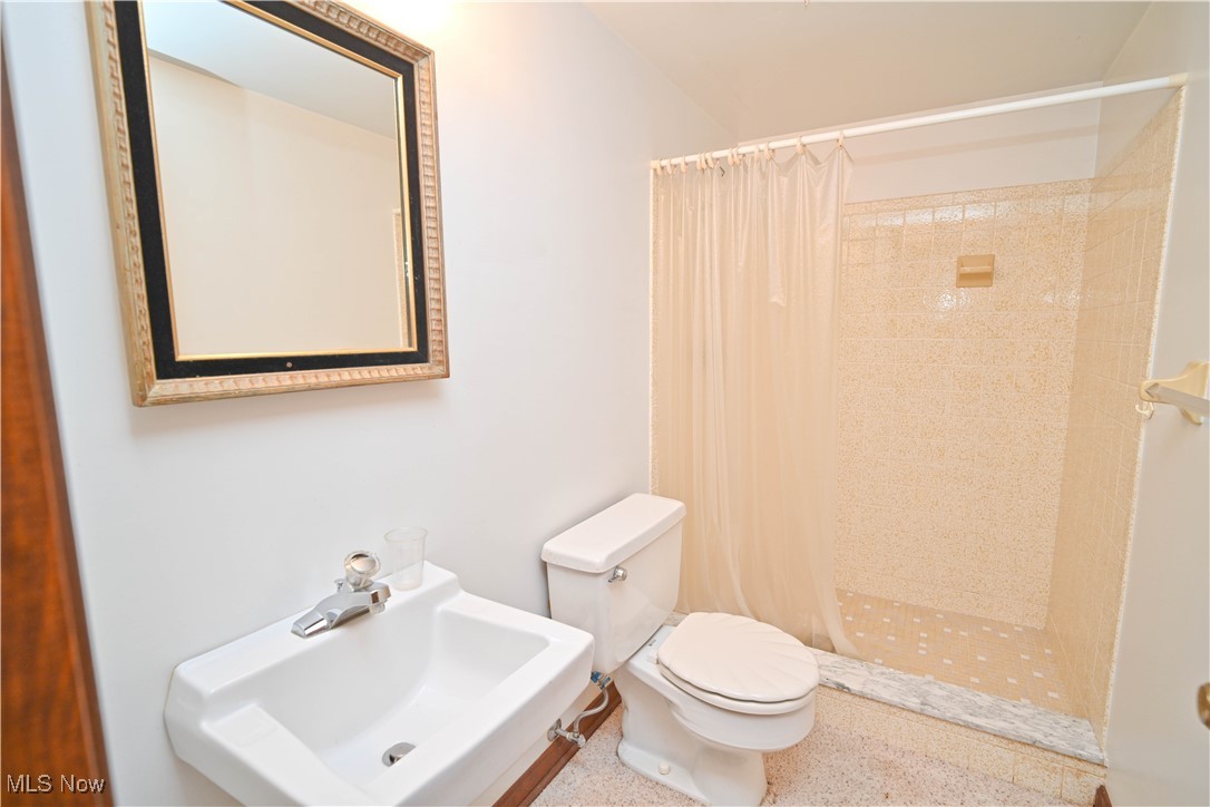 5735 Herbert Road Canfield, OH 44406 - Photo 37 of 48