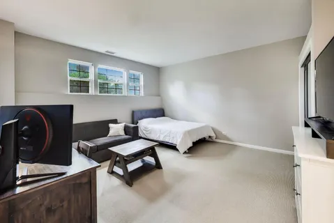 $550,000 | 1195 Georgetown Way, Vernon Hills, IL 60061