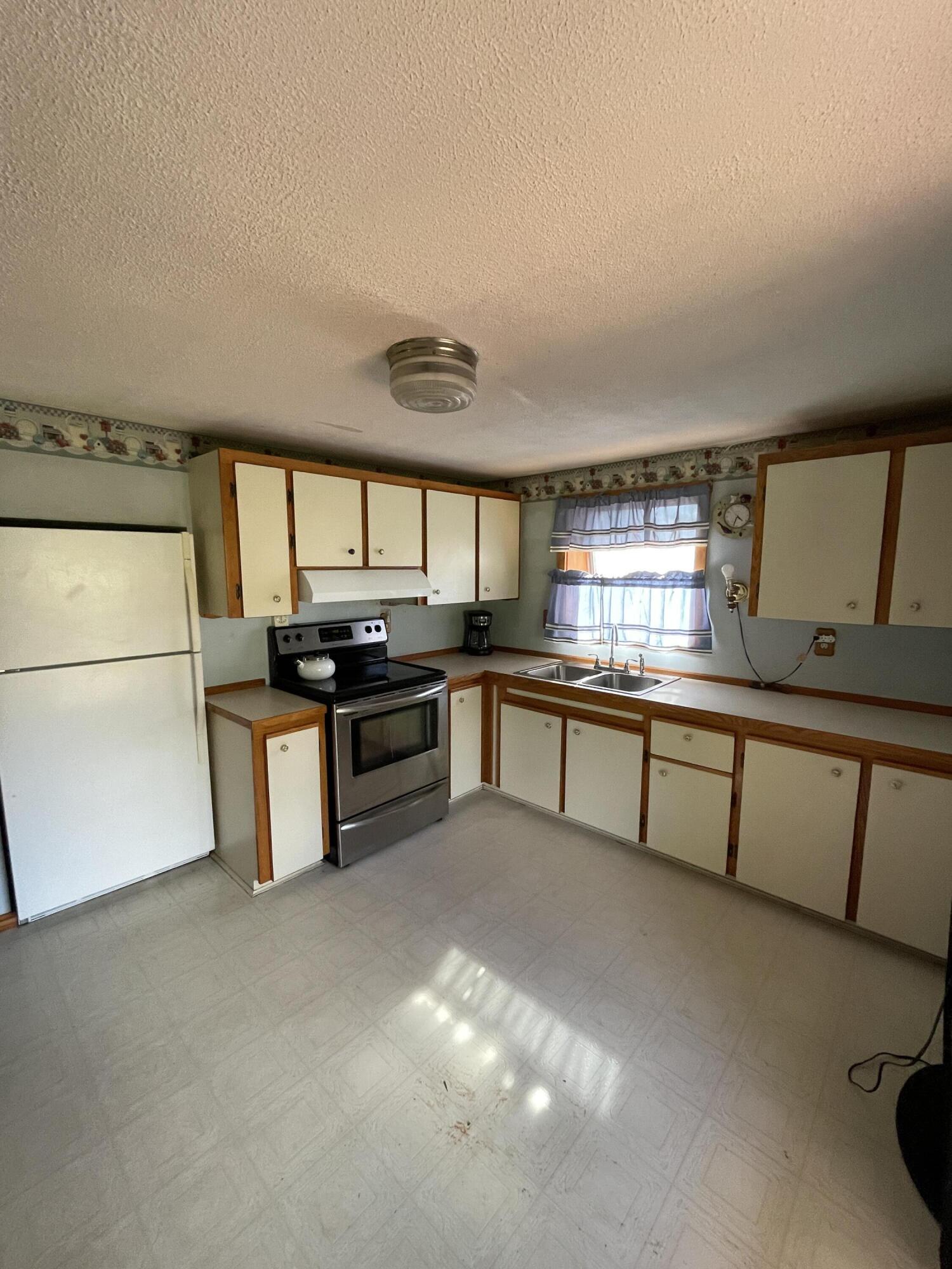 140 Colby Siding Road Woodland, ME 04736 - Photo 3 of 10 IMG_3930