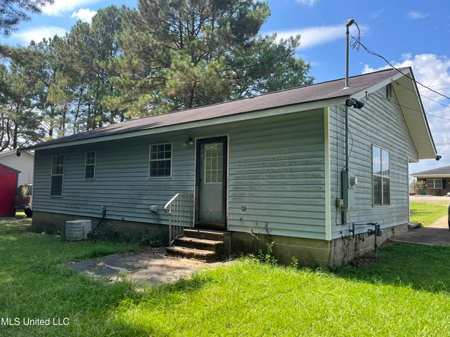 $99,000 | 411 Grenn Street, Brookhaven, MS 39601