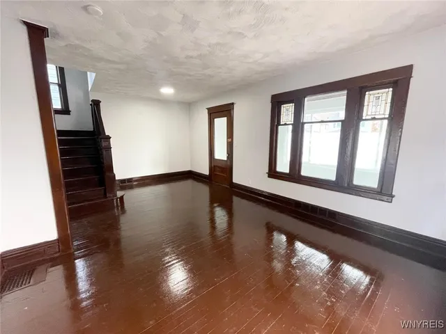 $179,900 | 280 Esser Avenue, Buffalo, NY 14207