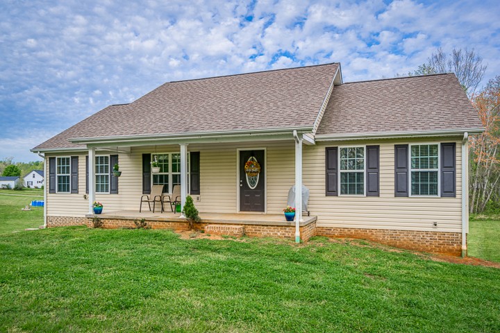 586 Mullican Road Sparta, TN 38583 - Photo 1 of 34 Gallery Image 1