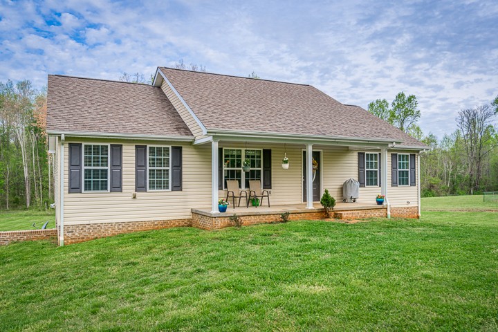 586 Mullican Road Sparta, TN 38583 - Photo 3 of 34 Gallery Image 3
