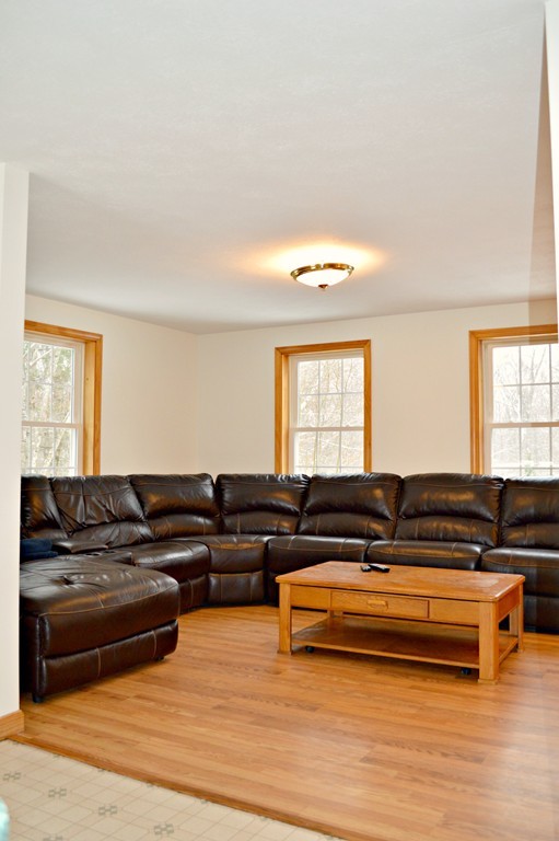 375 Petersham Road Phillipston, MA 01331 - Photo 12 of 30