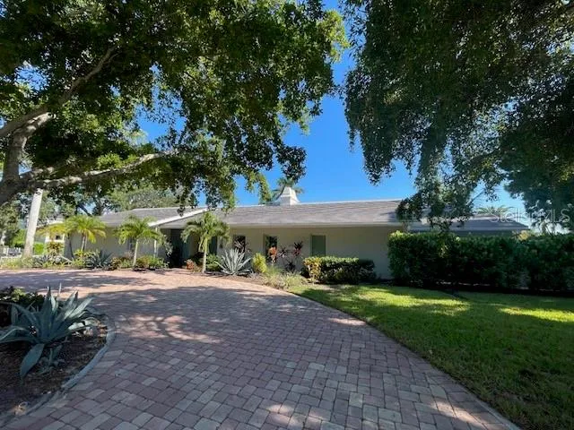 $15,000 | 460 Pheasant Drive, Sarasota, FL 34236
