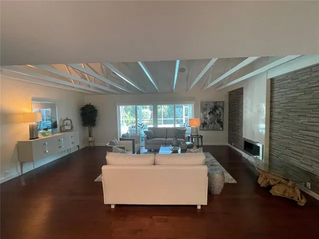 $15,000 | 460 Pheasant Drive, Sarasota, FL 34236