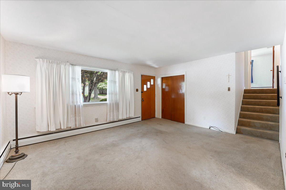 943 Georgetown Road Swarthmore, PA 19081 - Photo 3 of 31 Gallery Image 3