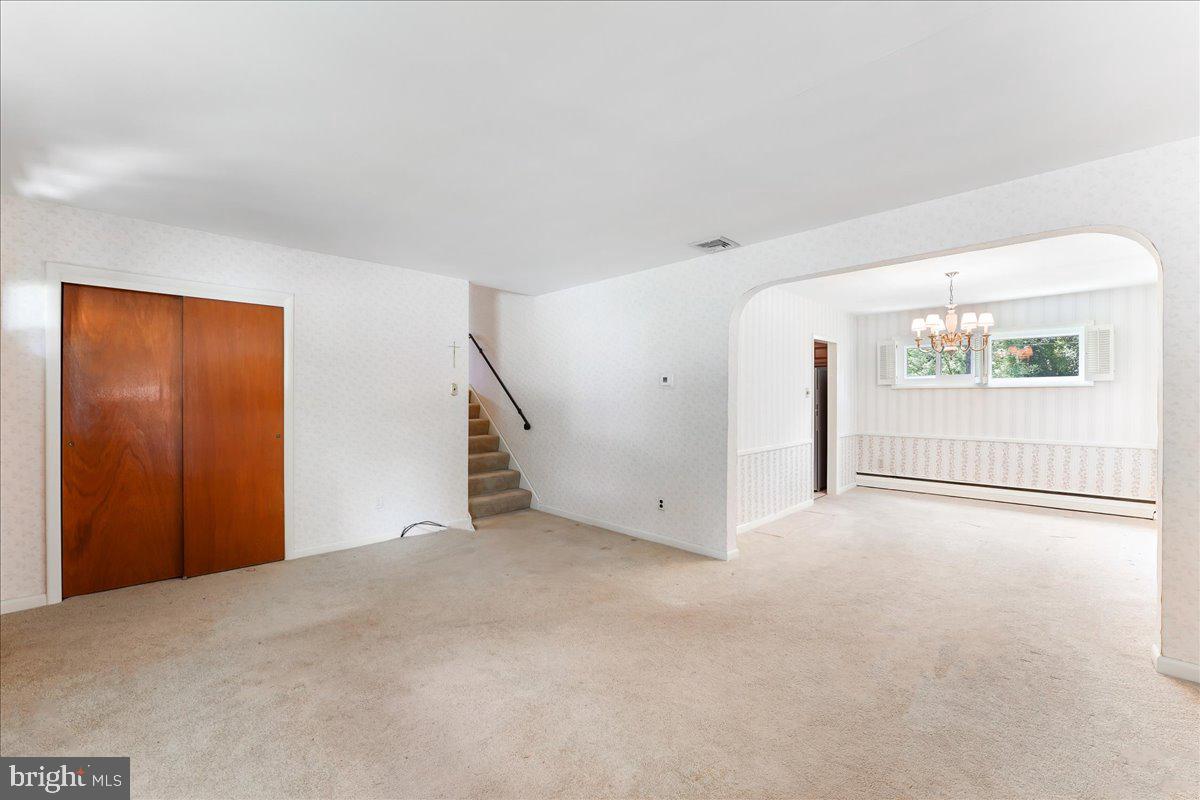943 Georgetown Road Swarthmore, PA 19081 - Photo 4 of 31 Gallery Image 4