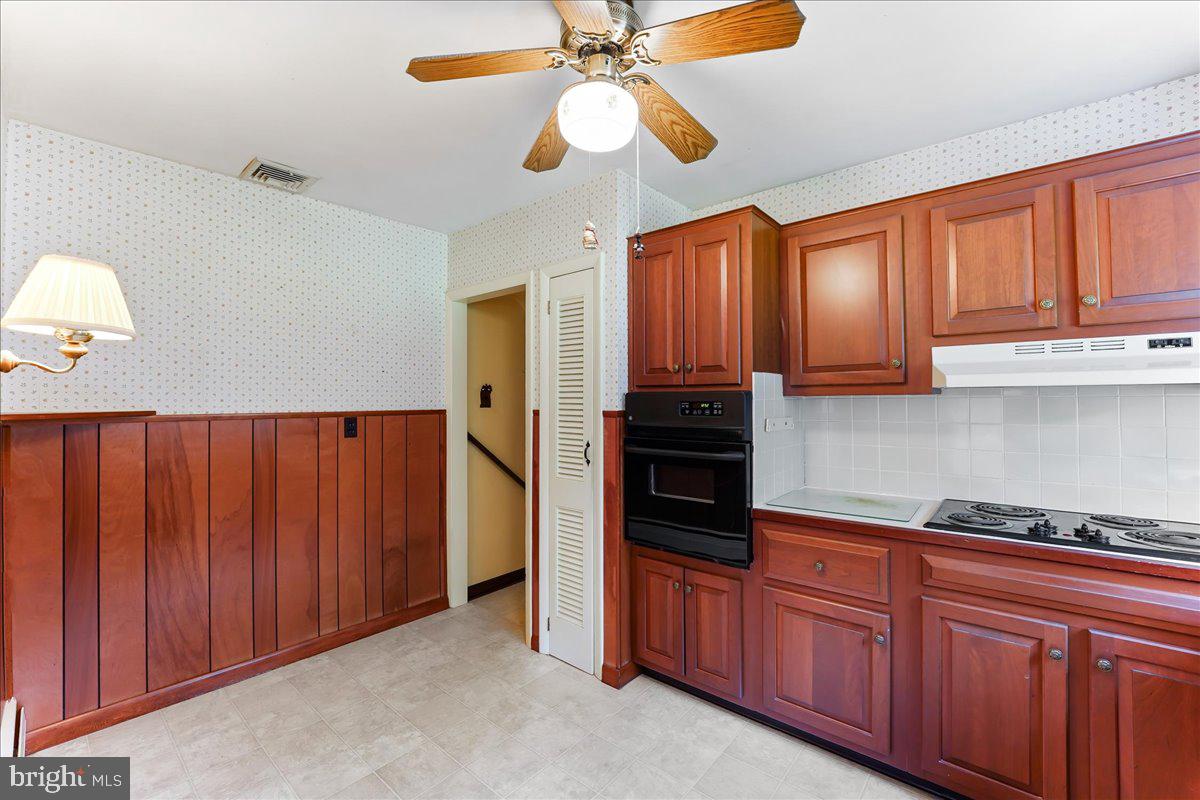 943 Georgetown Road Swarthmore, PA 19081 - Photo 8 of 31 Gallery Image 8